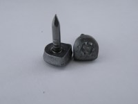 Металлическая набойка  9