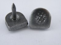 Металлическая набойка  15